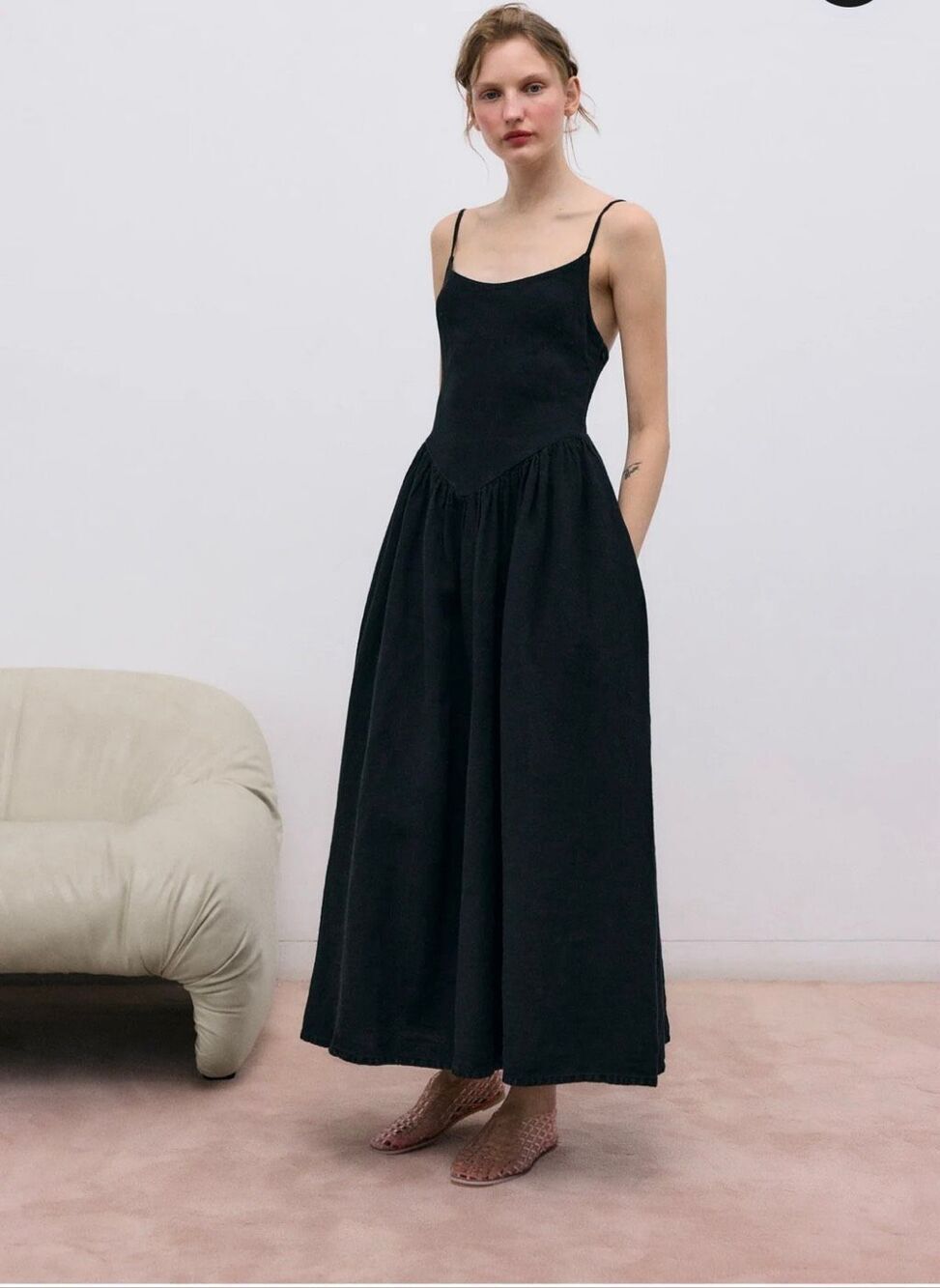The New Society women’s S Lippia black Portuguese cotton linen dress pointed bod